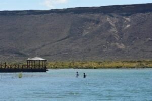 Camping Del Perilago - Piedra Del Águila - foto camping del perilago piedra del aguila neuquen argentina 1969 2